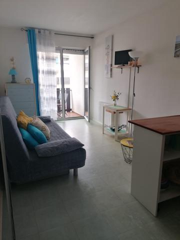 Saint-Georges-de-Didonne (17110) 

STUDIO PROCHE MER ET CENTRE VILLE