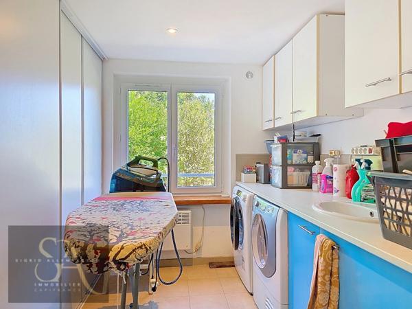 Maison familiale de 192m² 9pièces et son jardin avec potentiel – Arzens (Aude)