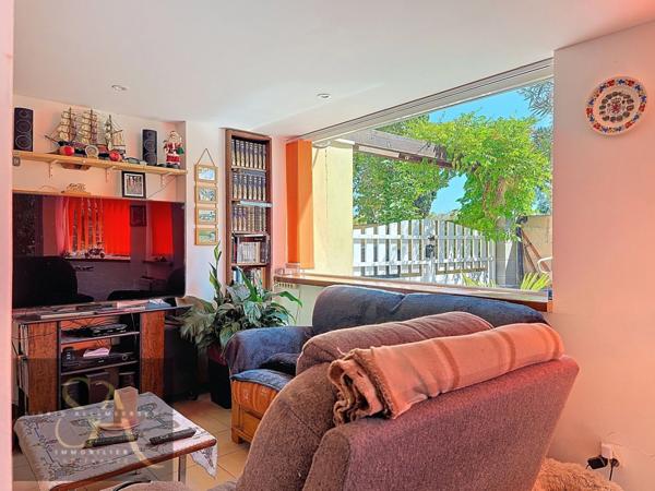 Maison familiale de 192m² 9pièces et son jardin avec potentiel – Arzens (Aude)