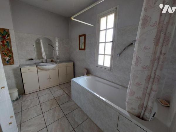 SARAN - 4 CHAMBRES - GARAGE - JARDIN