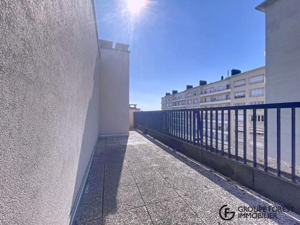 UNIQUE ! T2/T3 SUR LES TOITS DE SAINT MAUR