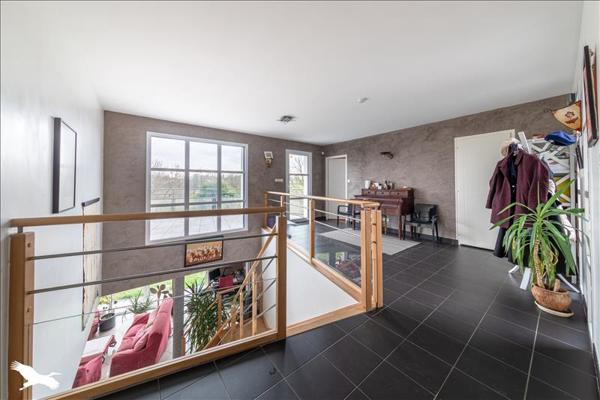 Maison à vendre |  La Roche-sur-Yon |  7 pièces | 211 m²