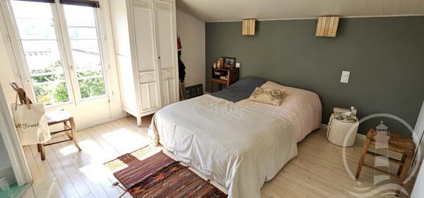 EXCUSIVITE - Maison de Charme au Coeur du Village