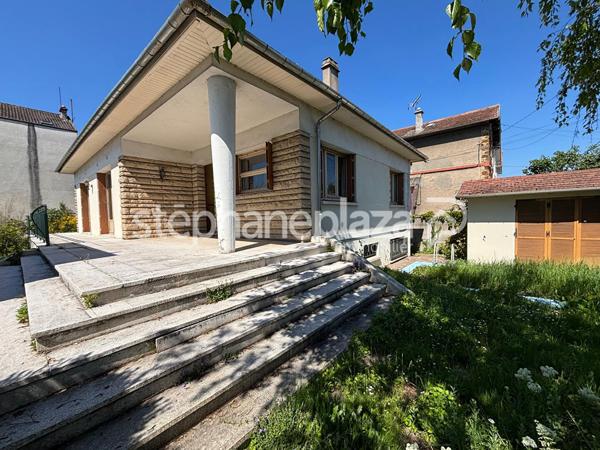 Maison 8 pièces 195.94 m2
