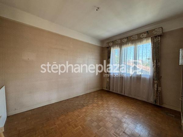 Maison 8 pièces 195.94 m2