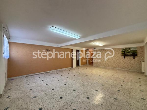 Maison 8 pièces 195.94 m2