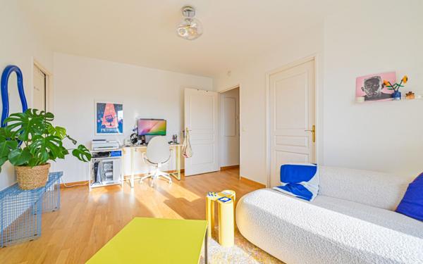 Appartement à vendre    2 pièces • 47,30 m2 Les Lilas