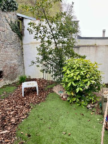 Maison spacieuse à vendre à L ETOILE - Opportunité exceptionnelle à 77 000 € 77 000 € ** - Référence 13877