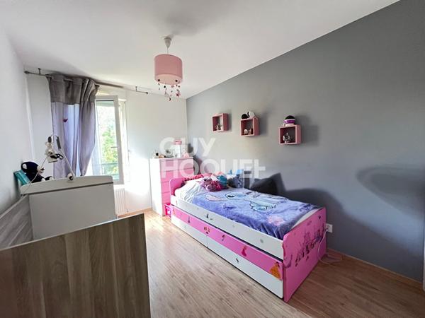 Appartement Decines Charpieu 4 pièce(s) 90 m2