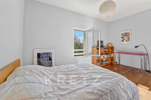 Aux Portes d’Avignon : Maison année 30 de Caractère et Opportunité Architecturale Unique