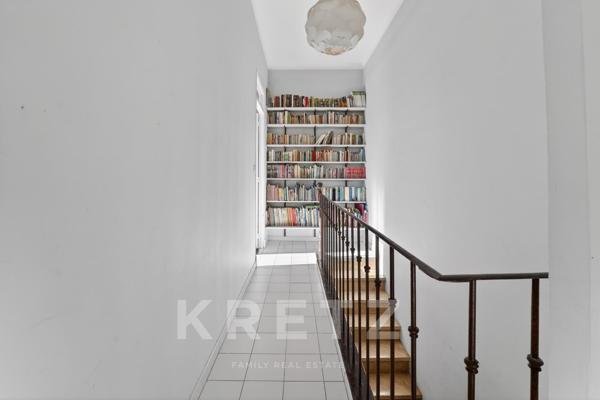 Aux Portes d’Avignon : Maison année 30 de Caractère et Opportunité Architecturale Unique