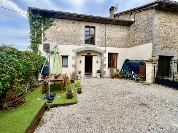 Maison à vendre à Piégut-Pluviers (24360) - Dordogne