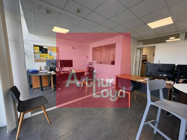 Local Commercial / Bureaux - 80 m² - Bel emplacement