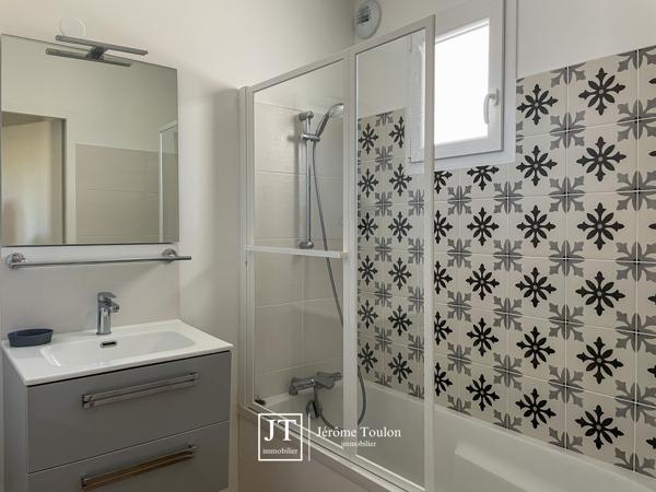 Maison
                                                                                                                                                                                                                                                                                                                        4 pièce(s)                                                                                                                                                                                                          3 chambre(s)                                                                                                                                                                                                          69  m²