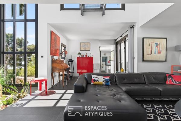 Villa d’architecte avec piscine et vue mer au coeur de Cassis