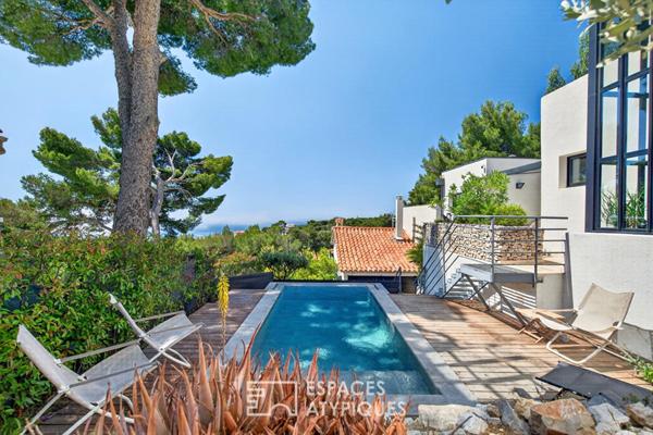 Villa d’architecte avec piscine et vue mer au coeur de Cassis
