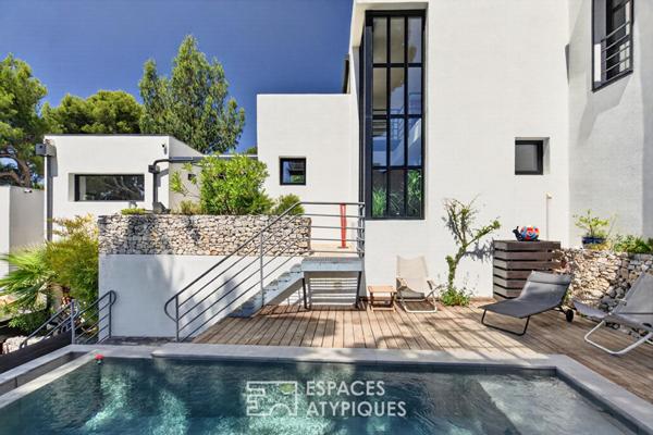 Villa d’architecte avec piscine et vue mer au coeur de Cassis