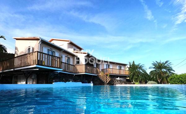 Villa avec magnifique vue mer