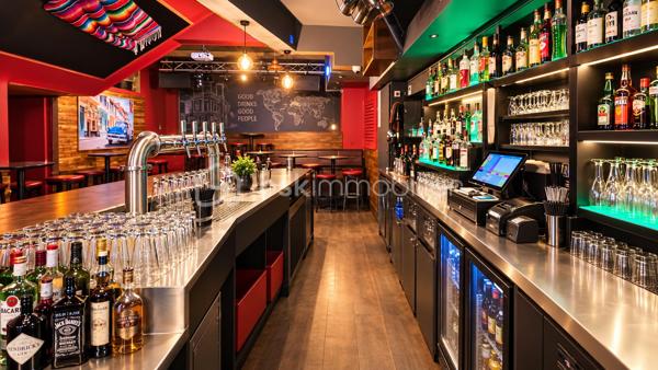 En Exclusivité BAR AVEC PETITE RESTAURATION – COLMAR

**Licence IV • Terrasse • Appartement avec terrasse • Activité principalement orientée bar**

À saisir, **établissement situé au cœur de Colmar**, bénéficiant d’un emplacement central et d’un outil d’exploitation complet.

L’activité est aujourd’hui **très largement orientée vers le bar**, avec une offre de **petite restauration**, et une organisation déjà en place.

L’établissement dispose notamment d’un **bar avec terrasse**, ainsi que d’un **appartement indépendant avec terrasse**, offrant un véritable atout supplémentaire.

### 🍸 UN ÉTABLISSEMENT COMPLET

* **Rez-de-chaussée d’environ 130 m²** avec espace bar et **terrasse**
* **1er étage d’environ 80 m²** avec grande salle et sanitaires
* **Cuisine professionnelle** permettant l’activité de petite restauration
* Chambre froide
* Espaces de stockage
* Cave
* **Appartement indépendant d’environ 76 m² avec terrasse**
* Climatisation réversible
* **Licence IV**

### 📈 UNE ACTIVITÉ EN ÉVOLUTION POSITIVE

L’établissement bénéficie d’une **évolution favorable de son activité**, avec une amélioration des performances d’exploitation et une situation bénéficiaire.

Le potentiel réside notamment dans la possibilité de **développer la petite restauration**, d’élargir l’offre ou de faire évoluer le concept tout en conservant l’activité principale de bar.

⭐ LES ATOUTS

✔️ **Emplacement central à Colmar**
✔️ **Licence IV**
✔️ **Bar avec terrasse**
✔️ **Petite restauration**
✔️ Appartement indépendant **avec terrasse**
✔️ Activité principalement orientée bar
✔️ Plusieurs espaces d’exploitation
✔️ Grande salle à l’étage
✔️ Cuisine professionnelle
✔️ Chambre froide et stockage
✔️ Climatisation réversible
✔️ Activité en évolution positive
✔️ **Potentiel de développement**

**Loyer actuel : 6 800 € TTC / mois, charges comprises**
**Taxe foncière : 3 800 € / an**

**Une belle opportunité pour un professionnel souhaitant reprendre un établissement avec Licence IV, terrasse, petite restauration et appartement, au cœur de Colmar.**