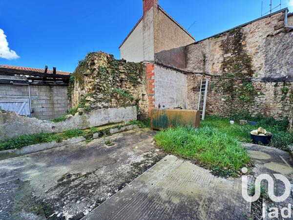 Maison à vendre 6 pièces 125 m² Montaigu-Vendée