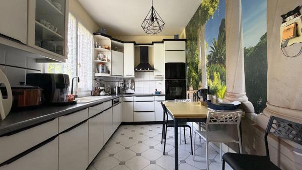 Maison 6 pièces à vendre à Livry-Gargan - 123,24 m² sur terrain de 676 m²