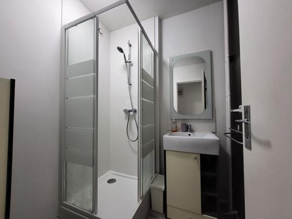 Chambre Nantes 6 pièce(s) 93.66 m2
