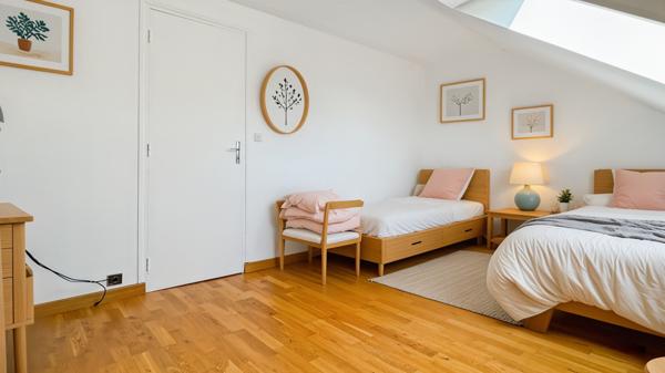 Saint-Nom-la-Bretèche (78860) MAISON BIEN ENTRETENUE ET IDEALEMENT PLACEE (PROCHE ECOLE, COMMERCES, COLLEGE ET TRANSPORTS).