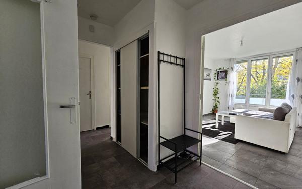 Appartement à vendre    4 pièces • 66,80 m2 Saint-Étienne