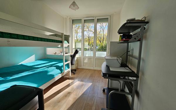 Appartement à vendre    4 pièces • 66,80 m2 Saint-Étienne