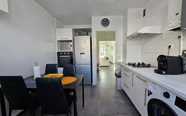 Appartement à vendre    4 pièces • 66,80 m2 Saint-Étienne