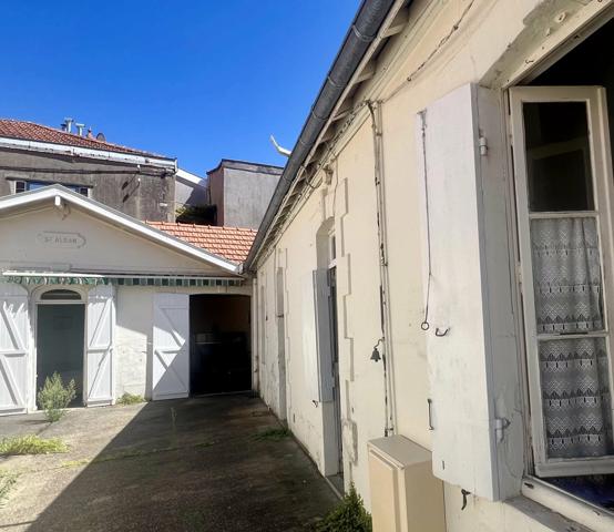Maison de ville à rénover centre Arcachon