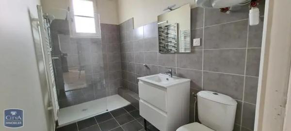 Appartement à louer 2 pièces 36.89m² Brive-la-Gaillarde (19100)