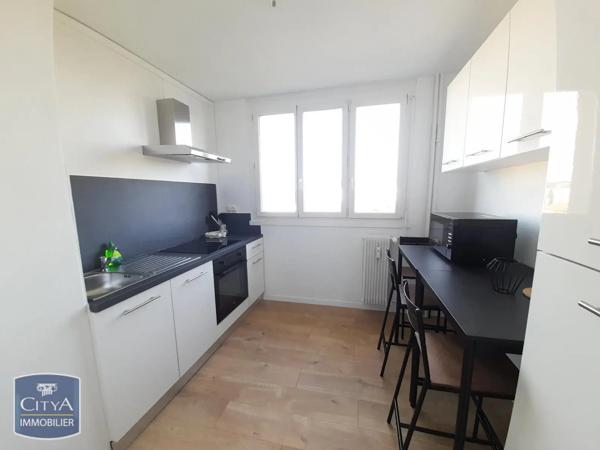 Appartement à louer 2 pièces 47.21m² Chalon-sur-Saône (71100)