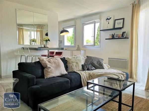 Appartement à louer 2 pièces 49.9m² Avignon (84000)