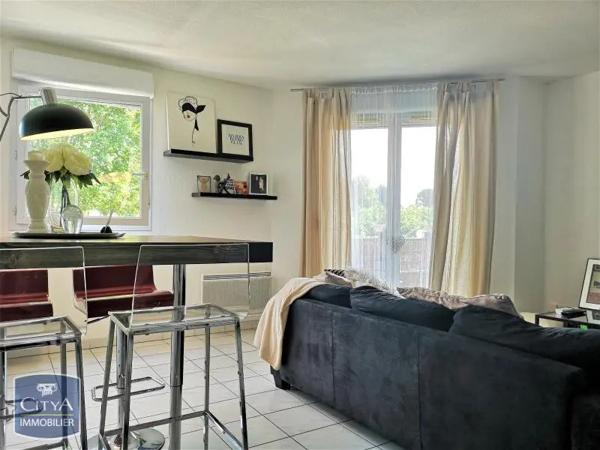 Appartement à louer 2 pièces 49.9m² Avignon (84000)