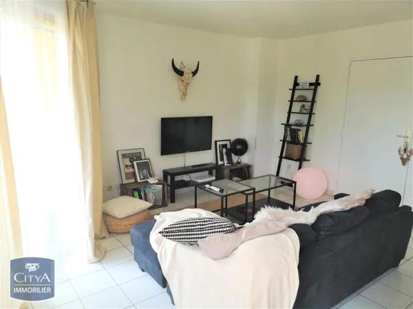Appartement à louer 2 pièces 49.9m² Avignon (84000)