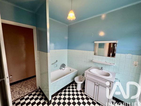 Maison à vendre 10 pièces 210 m² Saint-Julien-en-Genevois