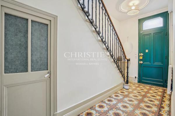 Saint Augustin – Maison en pierre avec garage et piscine