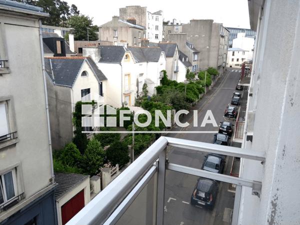 Location Appartement 2 pièces 29.07 m² - 7 RUE LAMOTTE PIQUET Brest 29200