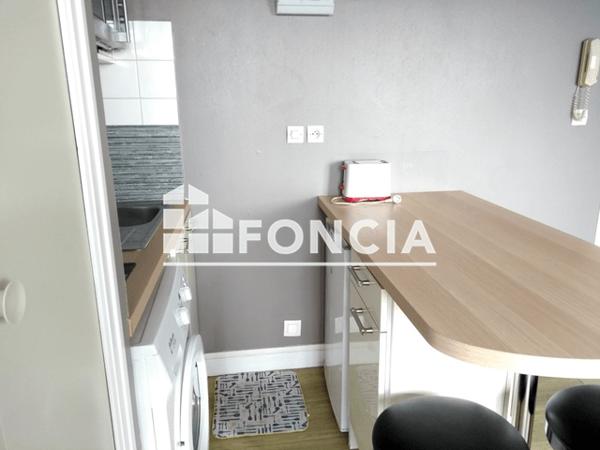 Location Appartement 2 pièces 29.07 m² - 7 RUE LAMOTTE PIQUET Brest 29200