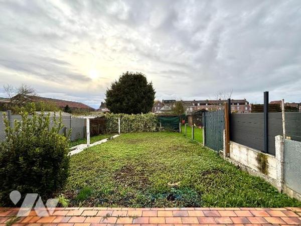EN EXCLUSIVITE : Maison à vendre à BAILLEUL quartier Saint-Amand

Cette maison est située à 5...