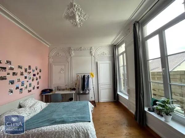 Appartement à louer 3 pièces 81.94m² Lille (59000)