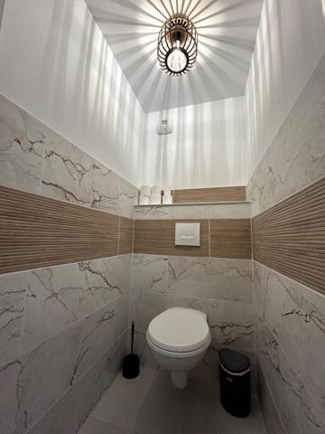 MAISON A VENDRE  EN PIERE REFAIT A NEUF