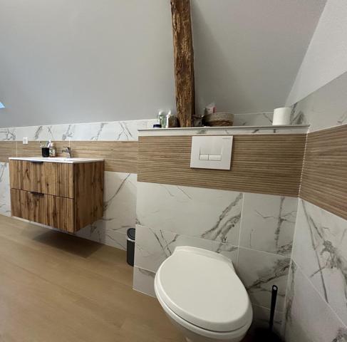 MAISON A VENDRE  EN PIERE REFAIT A NEUF