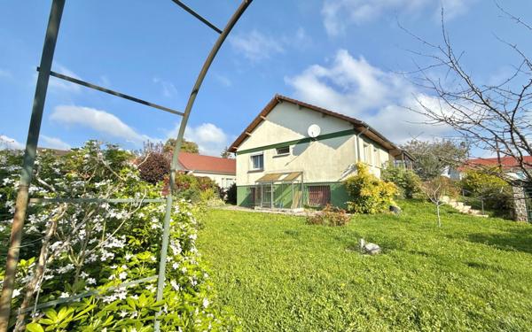 Maison à vendre    8 pièces • 154 m2 Marsannay-la-Côte