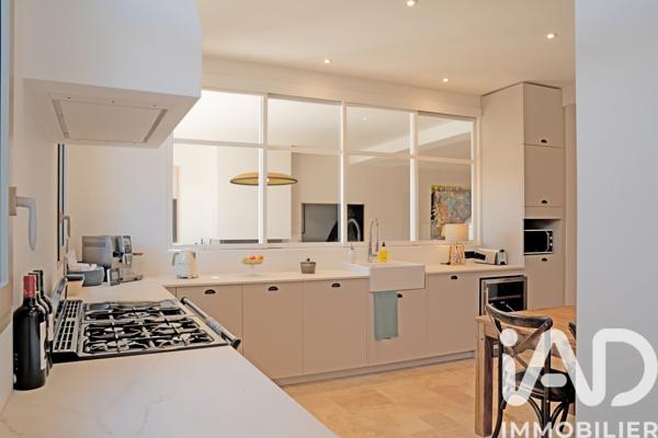 Maison à vendre 6 pièces 210 m² Le Bouscat