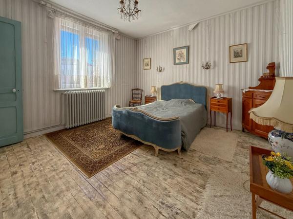 MAISON A VENDRE - FACHES THUMESNIL Limite RONCHIN - 160 m 2 - 299 000 €