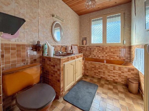 MAISON A VENDRE - FACHES THUMESNIL Limite RONCHIN - 160 m 2 - 299 000 €