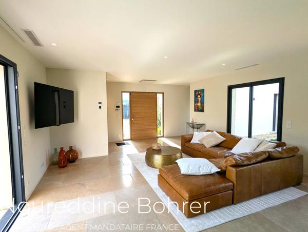 Immobilier Grimaud (83310) – Villa 165m2 – 1 450 000 €