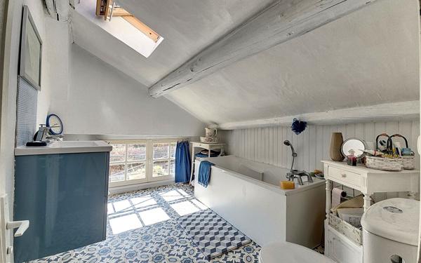 Maison à vendre    5 pièces • 153 m2 Perrigny-lès-Dijon